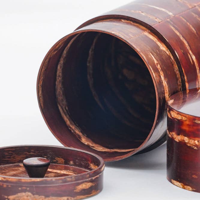 Tezumi - Wholesale Canister - Japanese Chazutsu - Tomioka - Kabazaiku Wooden Cherry Bark Tea Canister and Scoop3