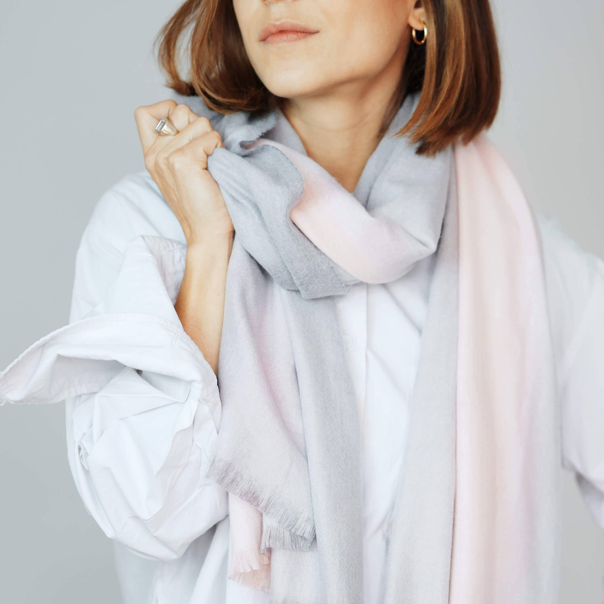 Studio Hop – wholesale Scarf – Women's – Personalised Cashmere Blend Ombre Scarf2