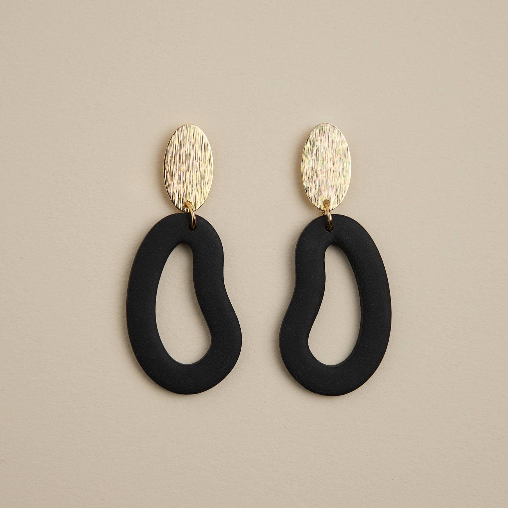 LYHO - Wholesale Dangle Earrings - Maria | Handmade clay earrings | LYHO12