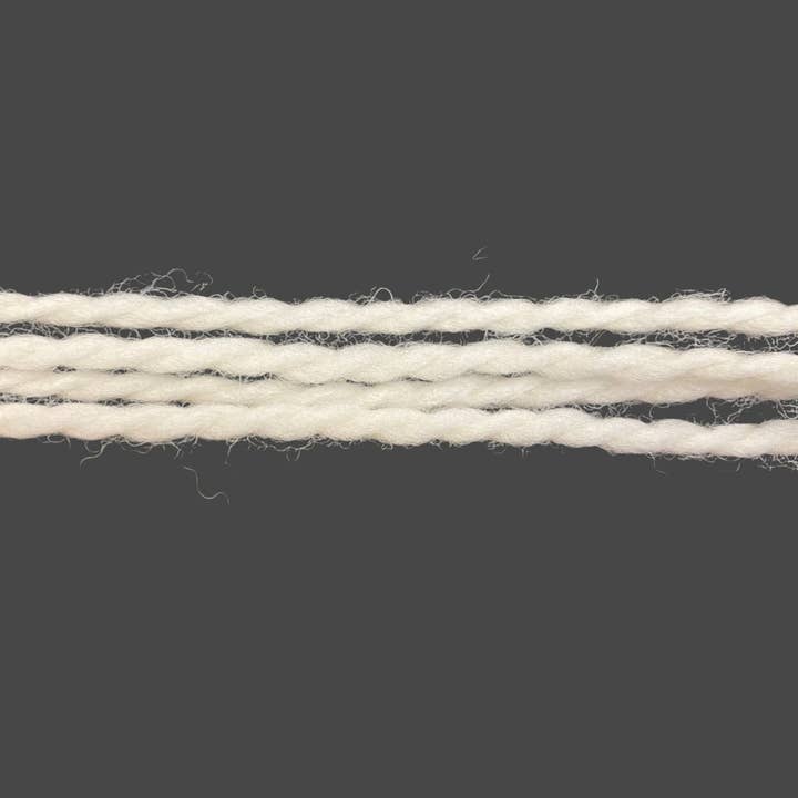 Rooster Yarns – wholesale Yarn – Undyed Yarn: Superwash Merino Aran Knitting Yarn4