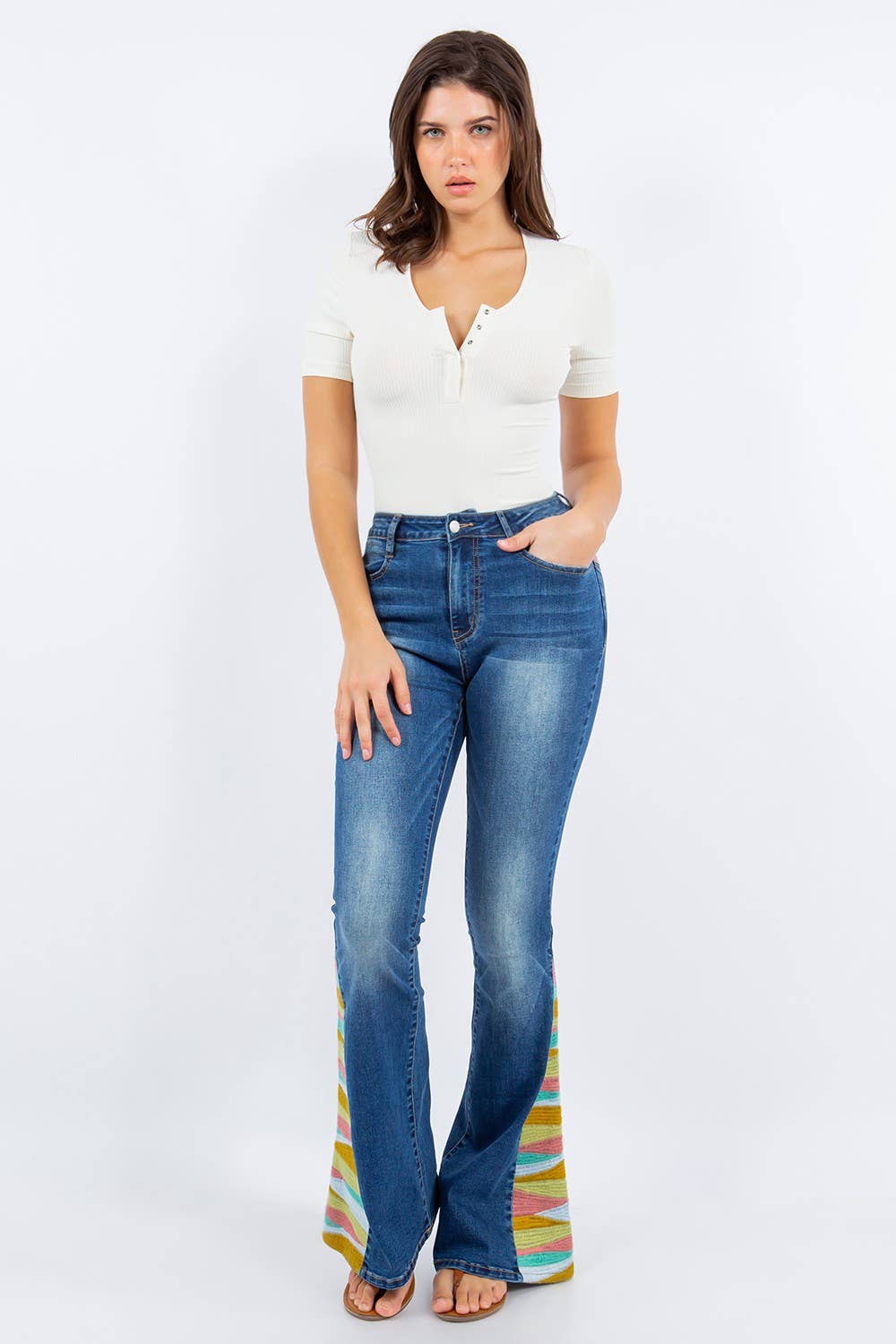 WISTERIA LANE - Wholesale Jeans - Women's - SUNRISE EMBROIDERY BOOTCUT BELLBOTTOM JEANS - 2345 6