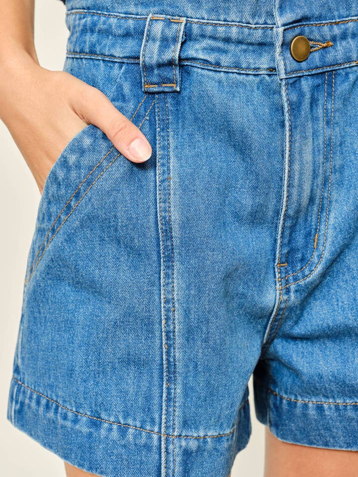 AJP5813 PANTALONCINI DI JEANS A ZAMPA A VITA MEDIA per la vendita all'ingrosso da parte di Aaron & Amber