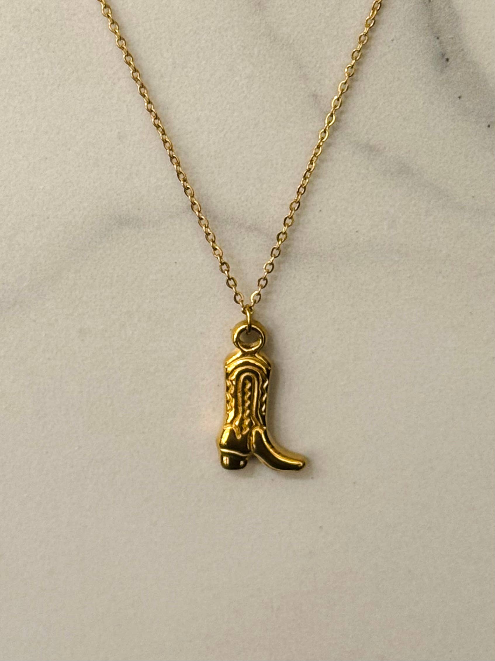 Cassette Barcelona - Wholesale Pendant/Charm Necklace - Wild Wild West Necklace0