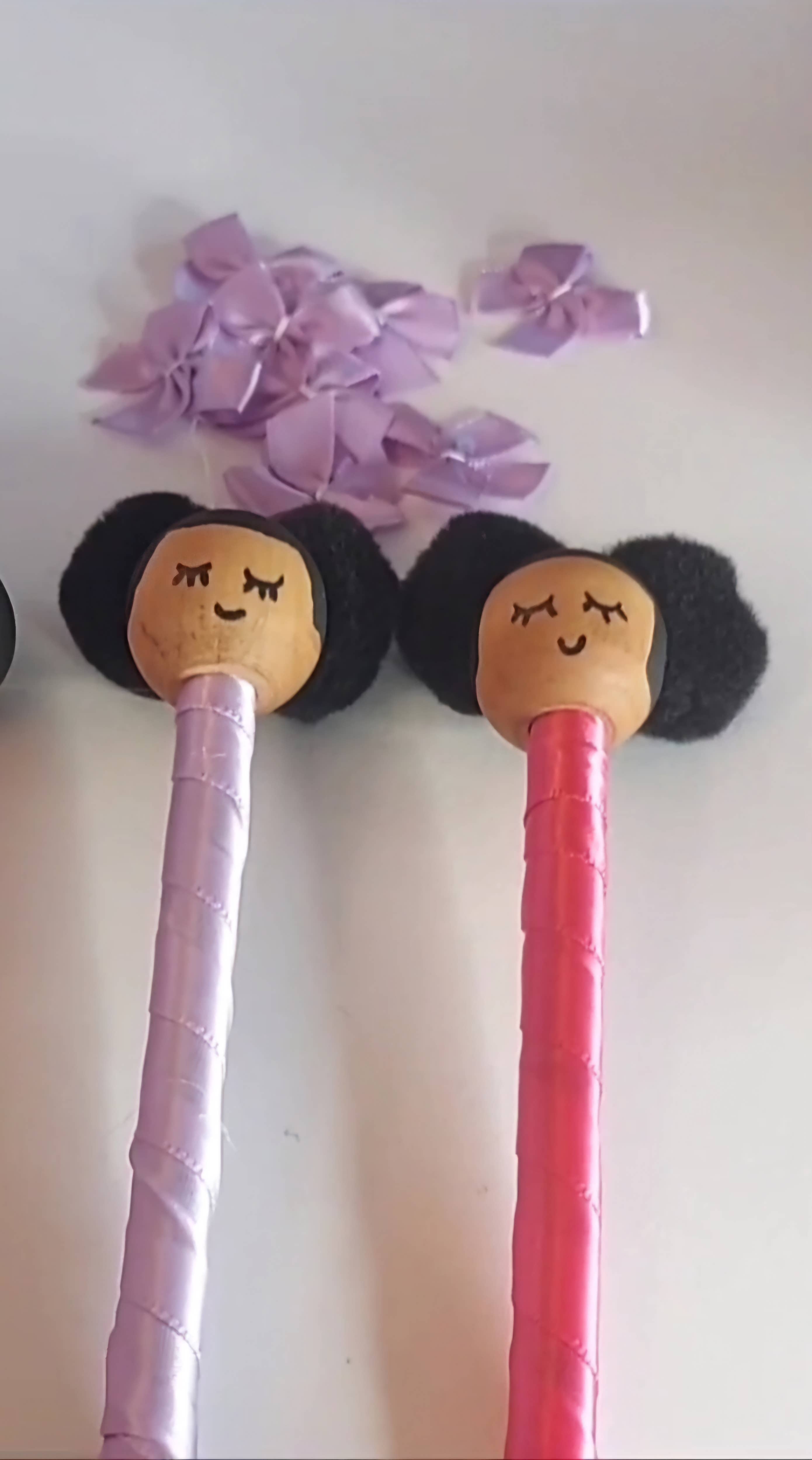 Kimani Kids - Wholesale Pen - 2 puff afro puff ink pen (mixed colors)5