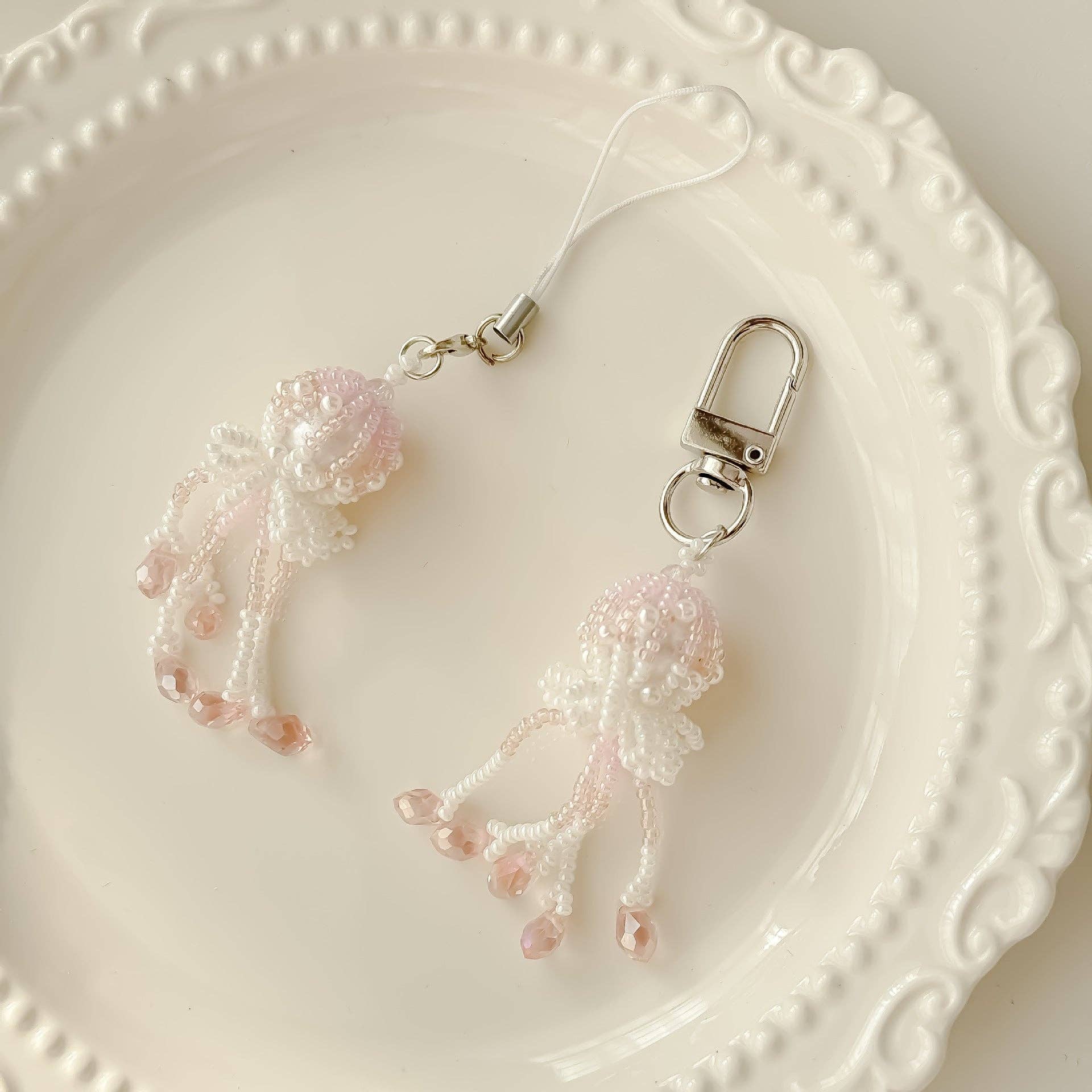 Dipped Shop – Porta-chaves - Mulher por atacado – Porta-chaves com Borla de Medusa Feita à Mão com Missangas DP25C9173