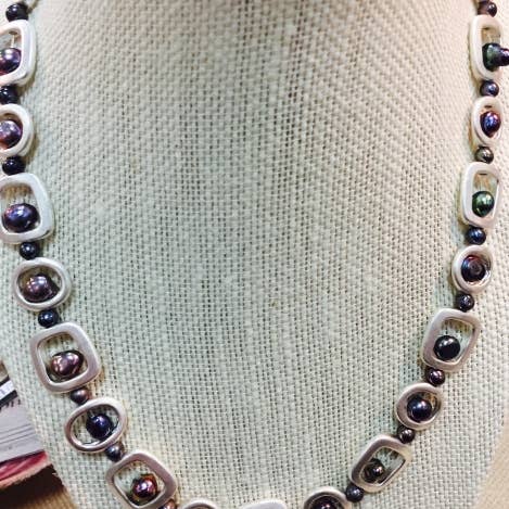 Studio G - Wholesale Beaded/Pearl Necklace - Modern Necklace with Freshwater Pearl