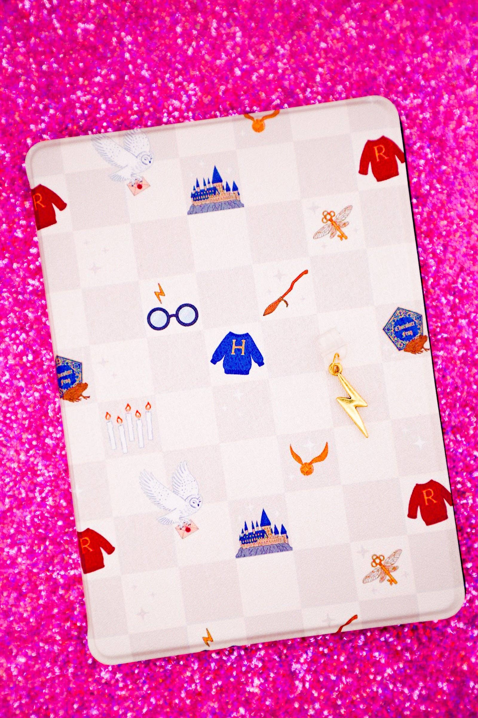 Furever Booked - Wholesale Individual Charm/Pendant - Lightening Bolt Kindle Charm2