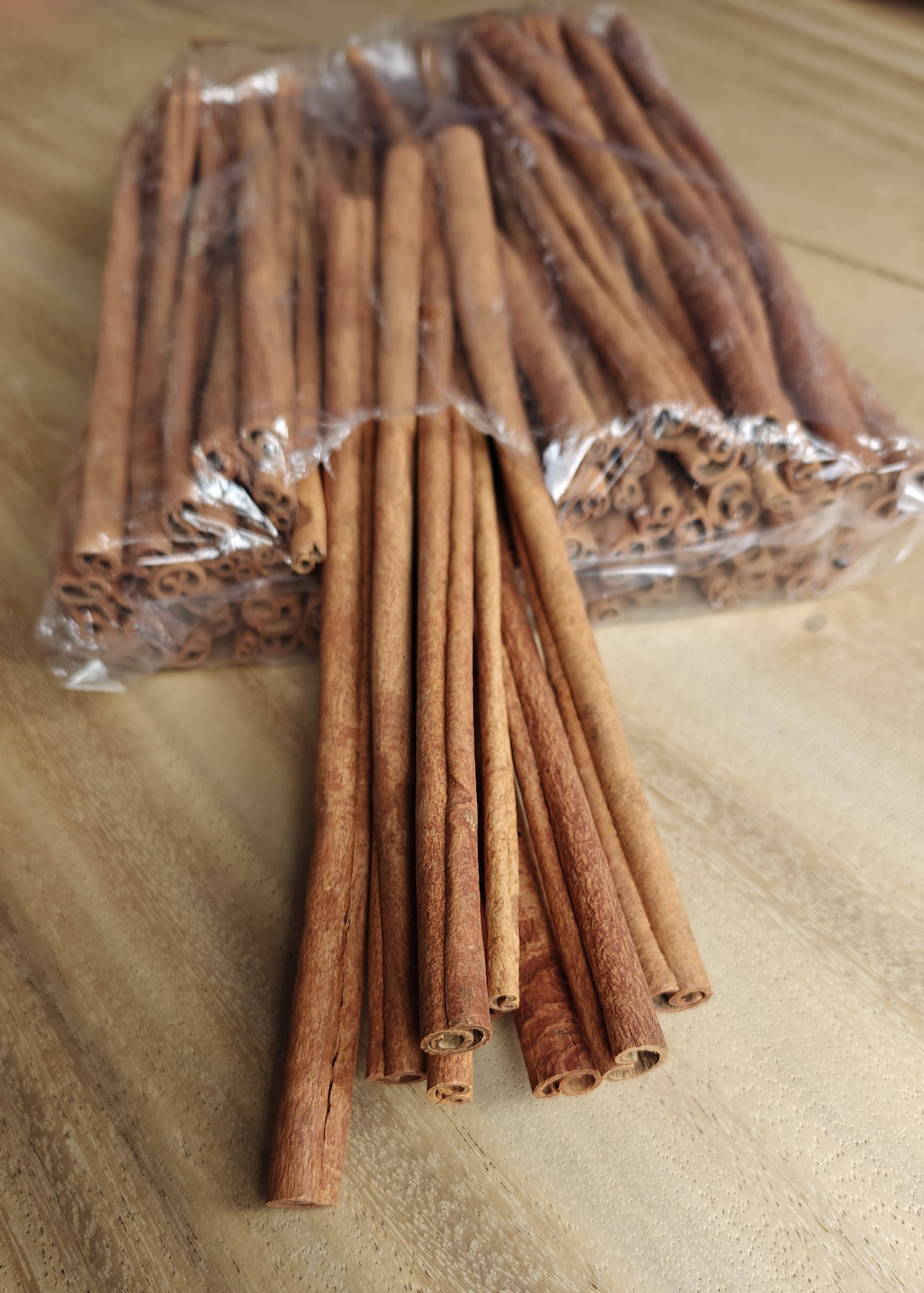 Product Import Holland - Wholesale Decorative tabletop object - 1Kg Cinnamon stick A/AA 25 CM - decoration - Christmas - cinnamon1