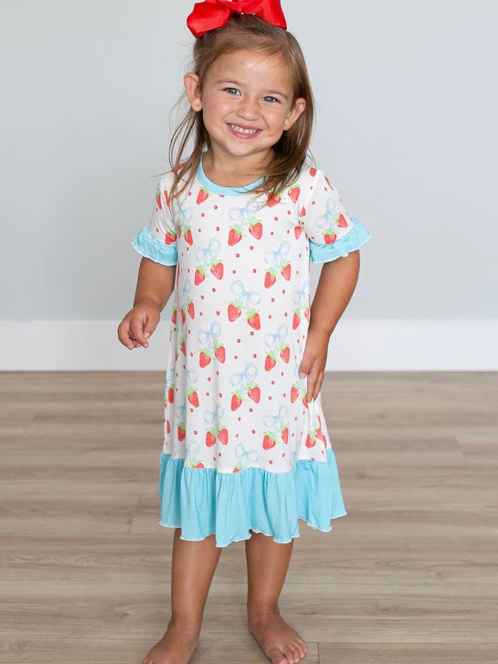 Sweet Bay Clothing - Wholesale Jurk - Kinderen - Aardbeien en Strikken Jurk