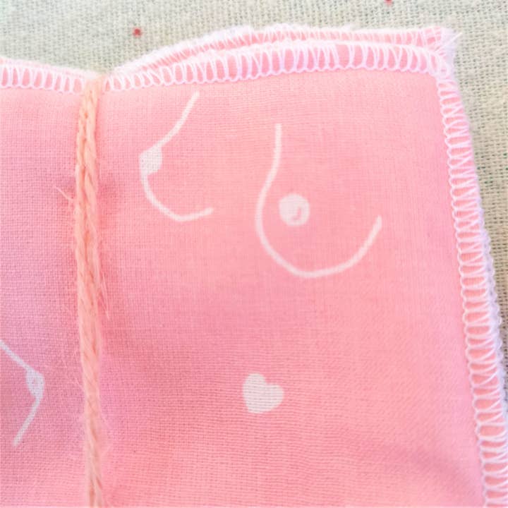 Les Tp de Cam's - Wholesale Makeup Remover - Washable Wipe/Breasts1