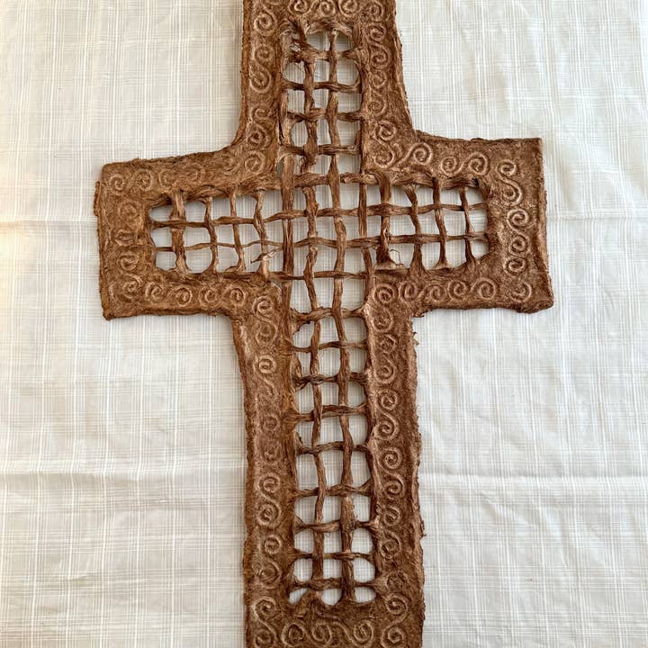 Large Tule Cross 60cm, Mexico for wholesale by Tesoros Trading Company