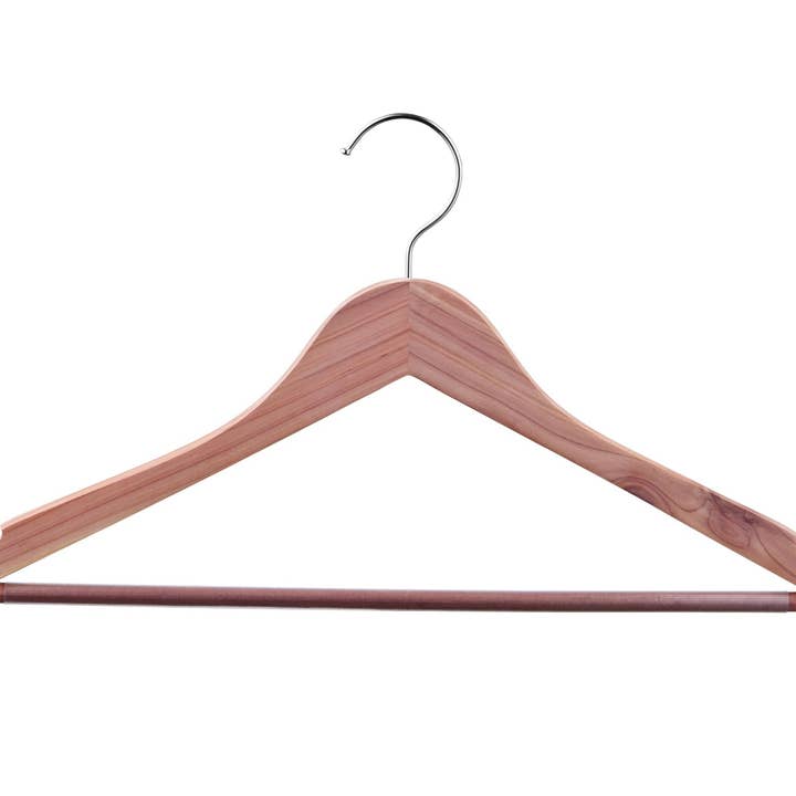 DEILSY - Wholesale Clothes hangers - Cedar Wood Light Brown Suit Hangers (4pcs Per Paper Sleeve) 9