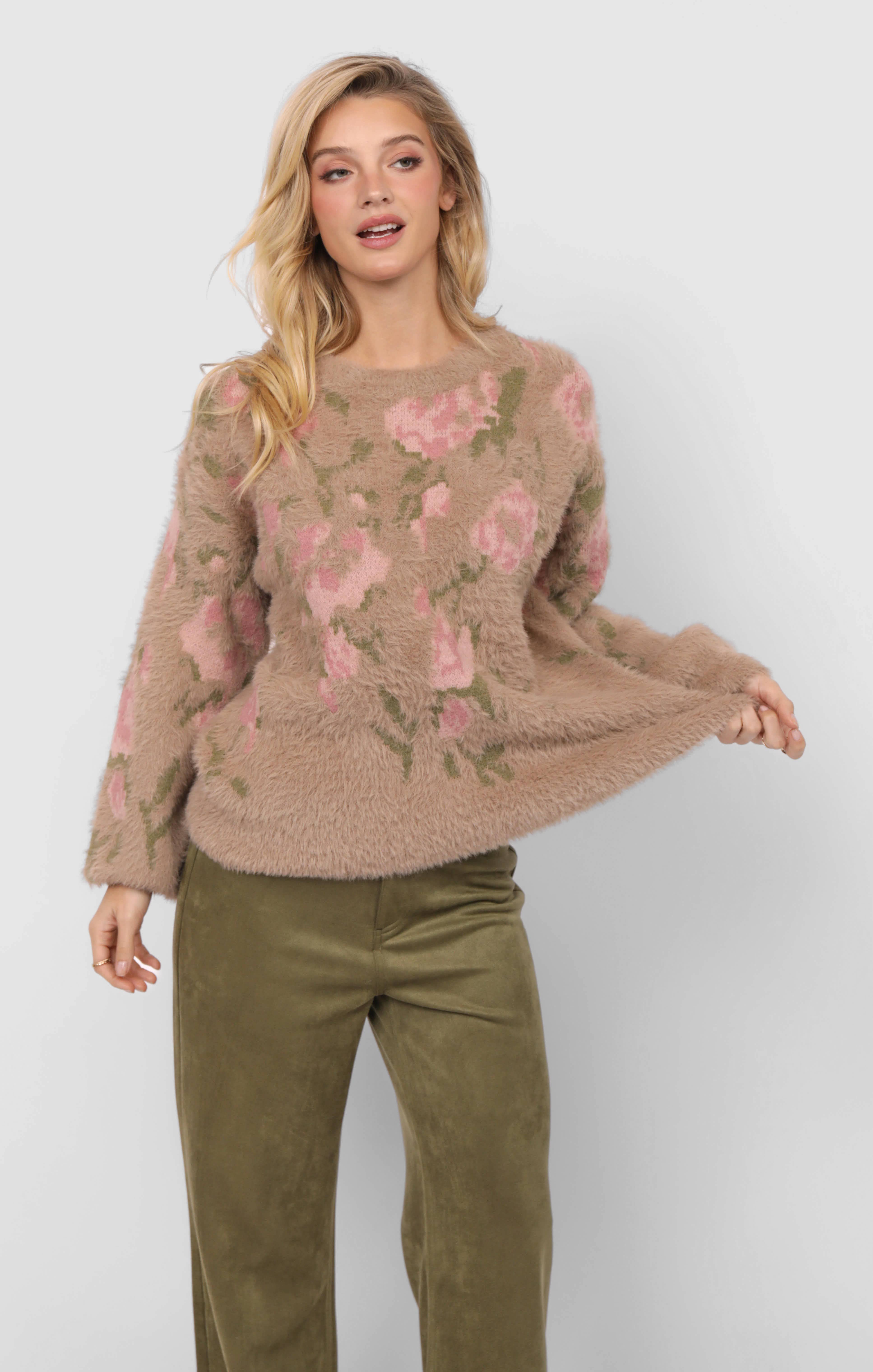 Sadie & Sage - Wholesale Knitted jumper – Women′s - Camila Eyelash Yarn Jacquard Pullover Sweater : TAUPE MULTI15
