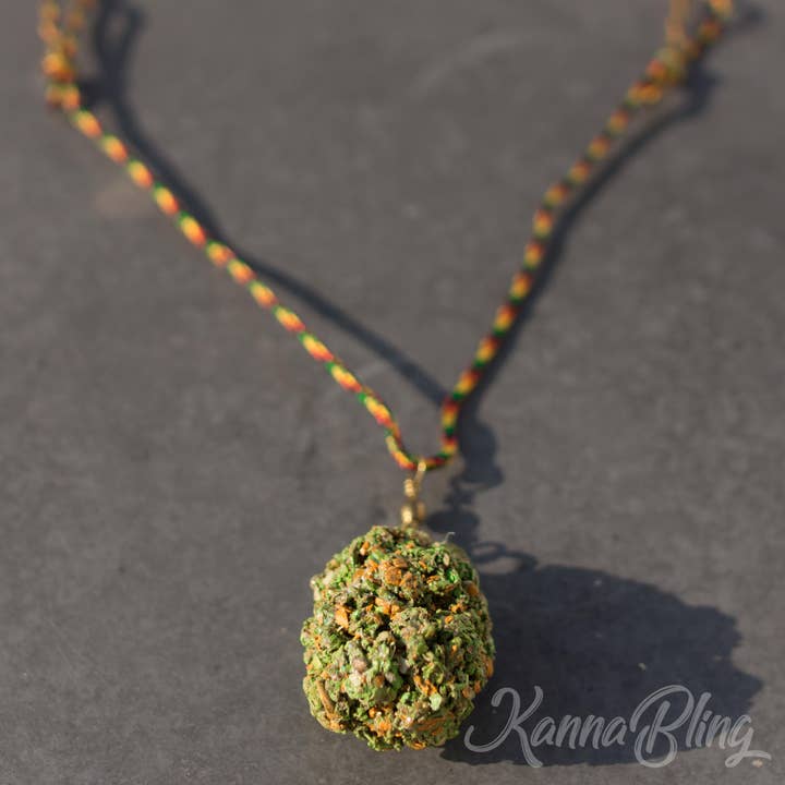 Kannabling - Wholesale Pendant/Charm Necklace - KannaBling - Adjustable Rope Necklace (Green)