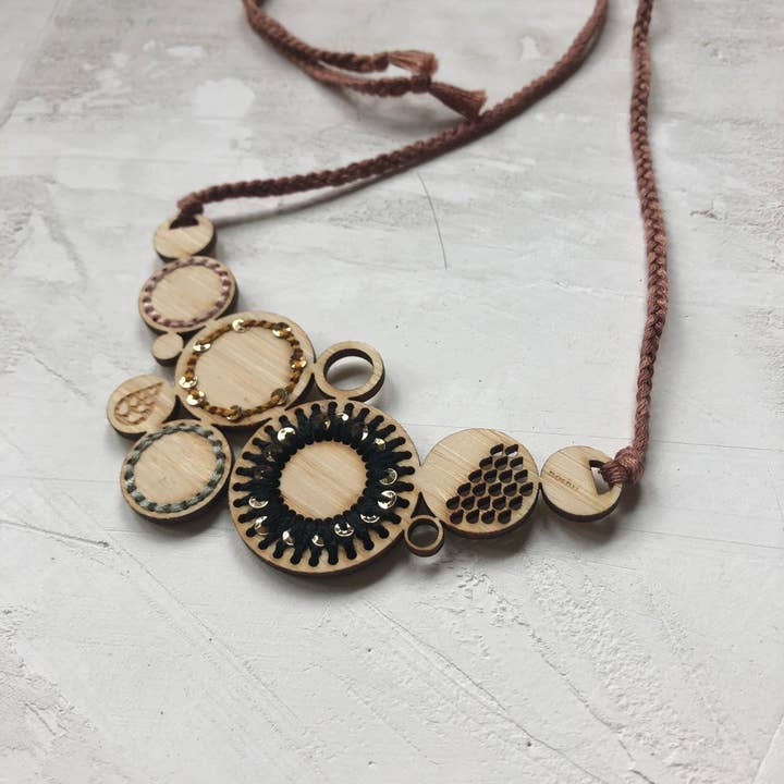 Halsband för wholesale av noshii