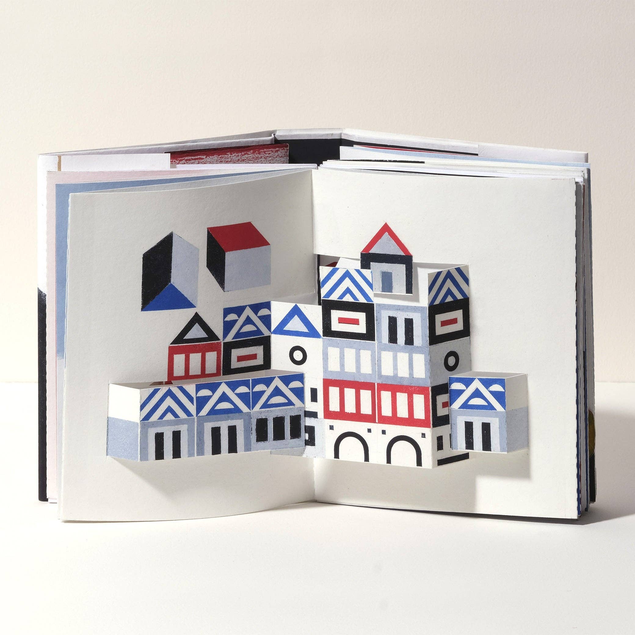 Ameico UK Ltd - Wholesale Display Book - Gérard Lo Monaco - Jeux D'enfance Leporello Pop-Up Book10