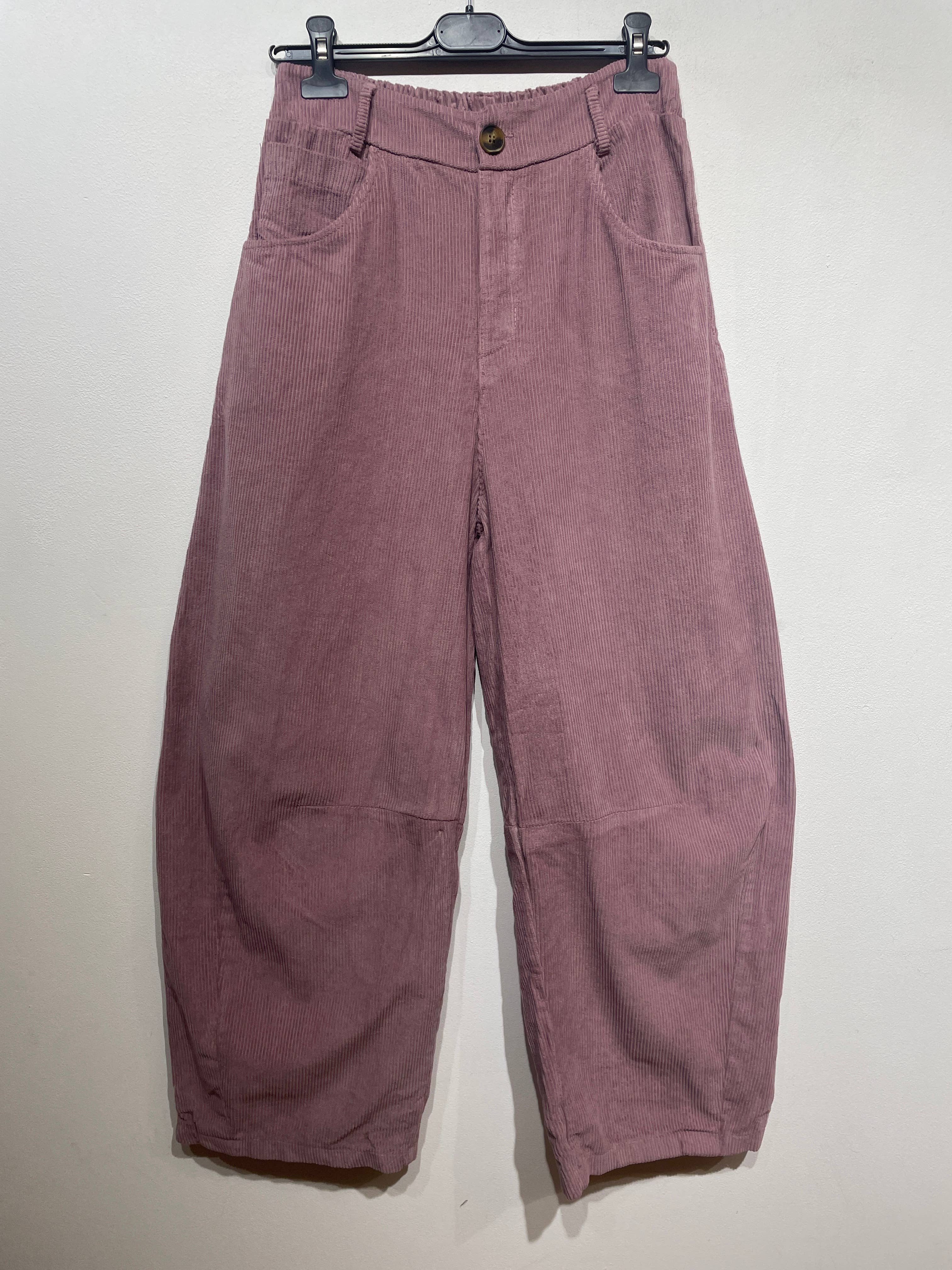 LINEN & COTTON HOUSE - Wholesale Pants - Women's - 77503 VELVET TROUSERS WITH POCKETS, IN COTTON12