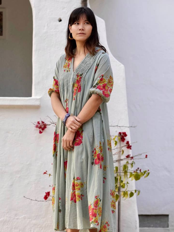 Vestido Skye em algodão leve na cor olive por atacado de Dolma