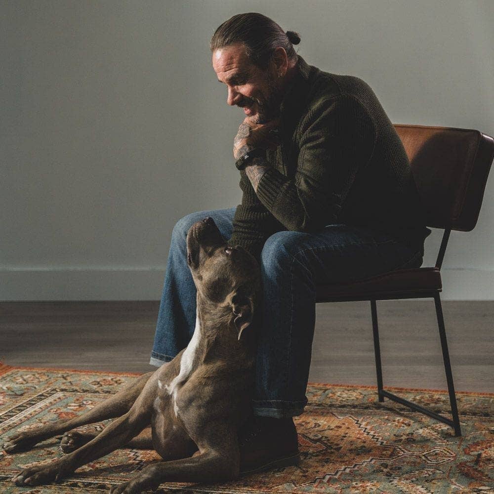 The Hero Company - Wholesale Woven/Braided Bracelet - Never Forgotten Black Paracord Bracelet: Helps Pair Veterans With A Service Dog Or Shelter Dog -Faire9