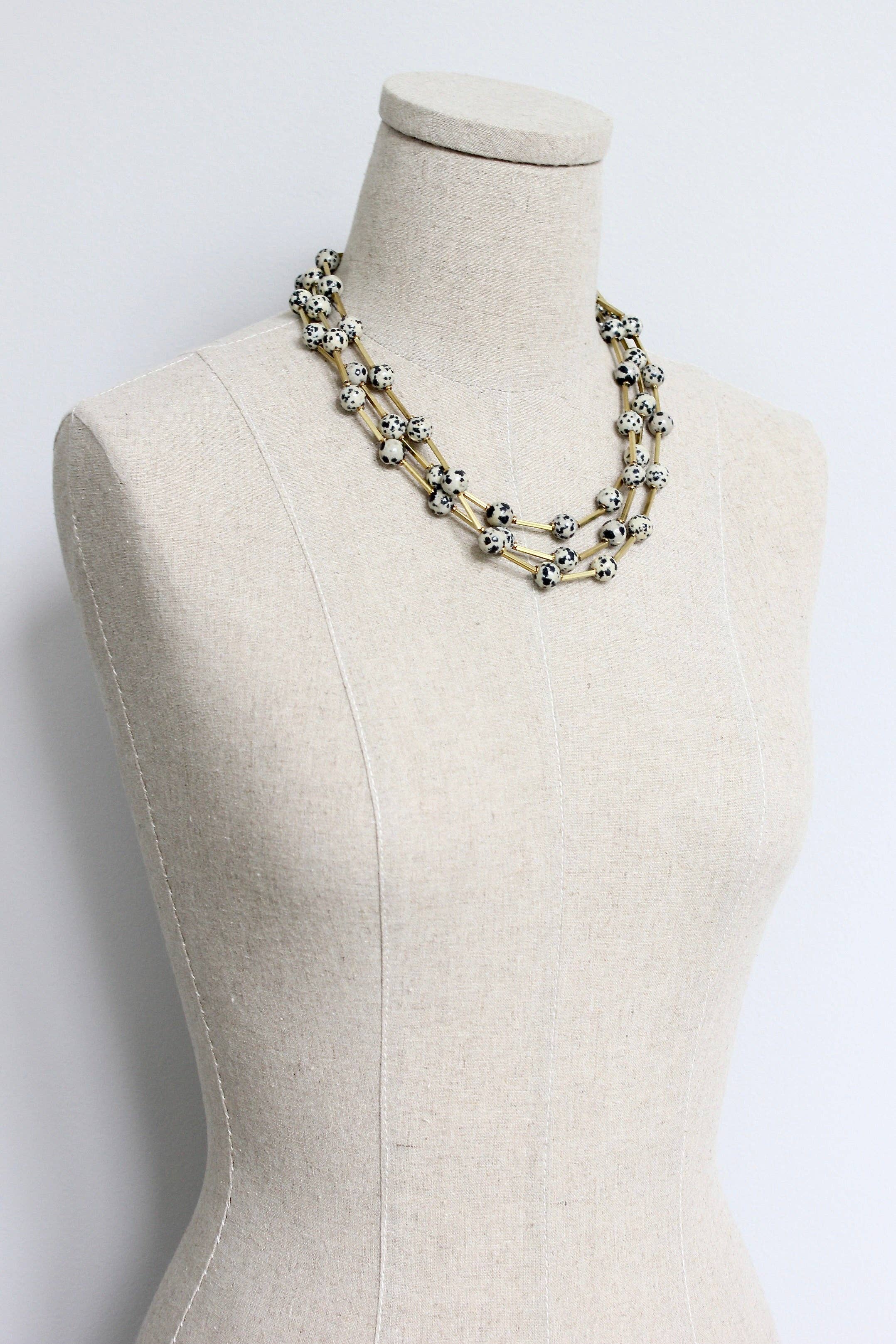 David Aubrey Jewelry – wholesale Beaded/pearl necklace – HYL160 Dalmatian jasper and brass necklace2