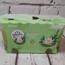 Glade Candle Bamboo & Waterlily Bliss, 3.4 Oz for wholesale by EcoQuality