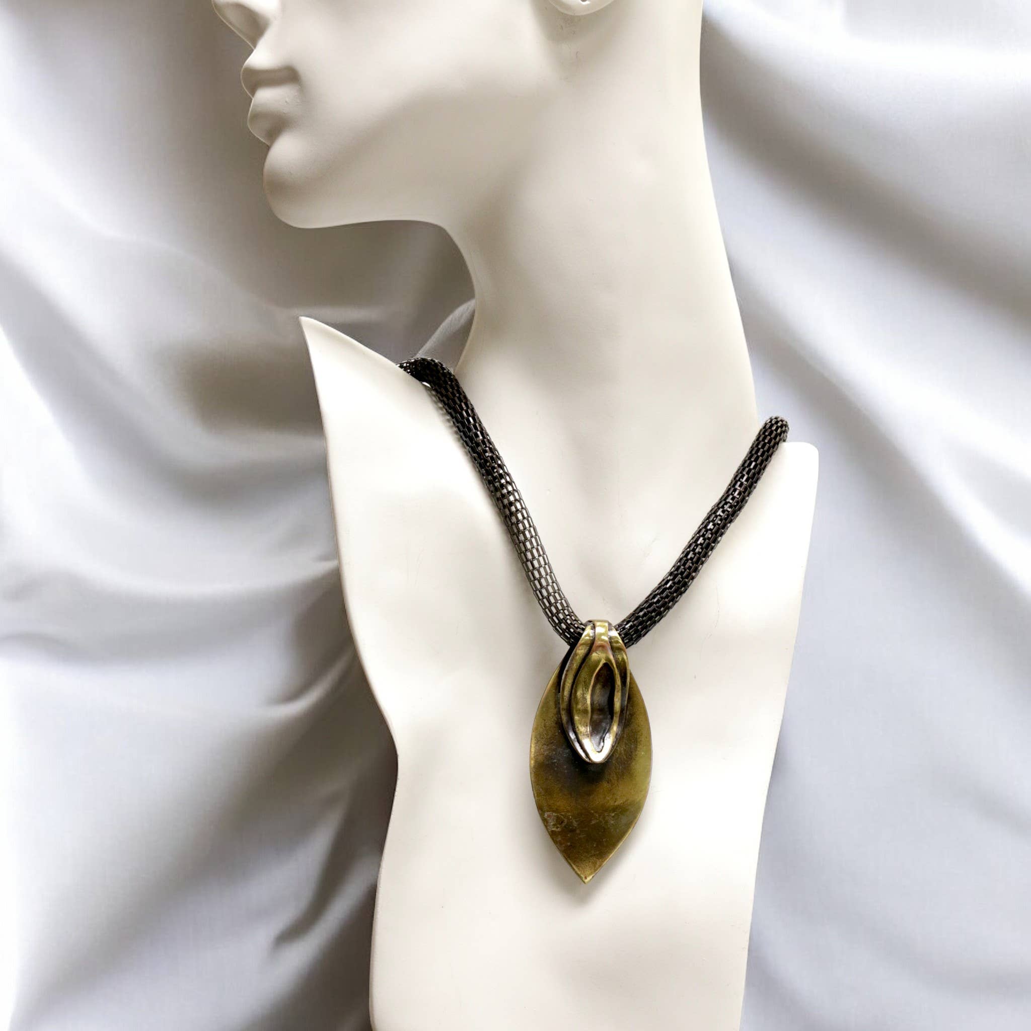 The Ancient Bazaar Jewelry & Accessories - Wholesale Pendant/Charm Necklace - Item # BRN-1072 - Brass Necklace  4