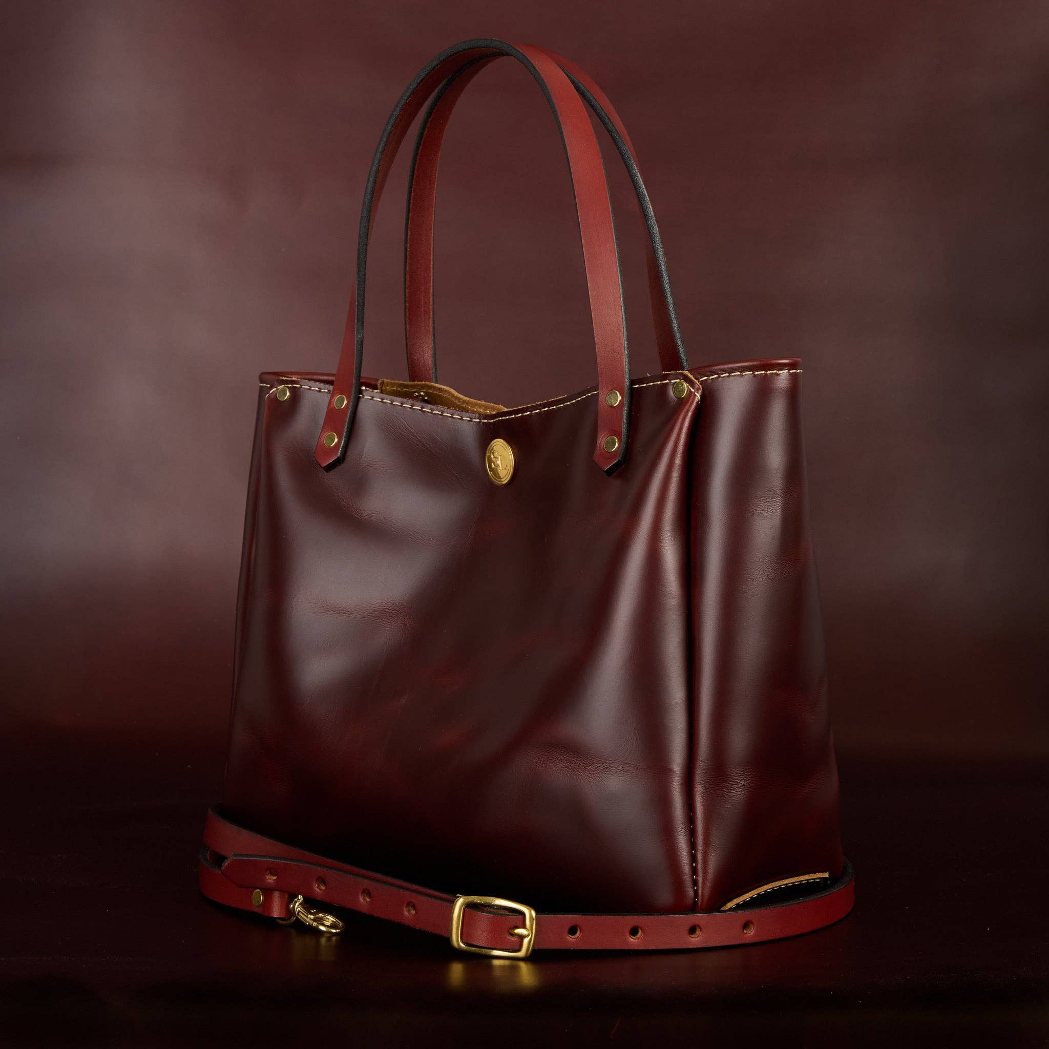 SouthLife Leather Goods - Wholesale Top Handle Bag - Women's - The Small Bucket Bag7