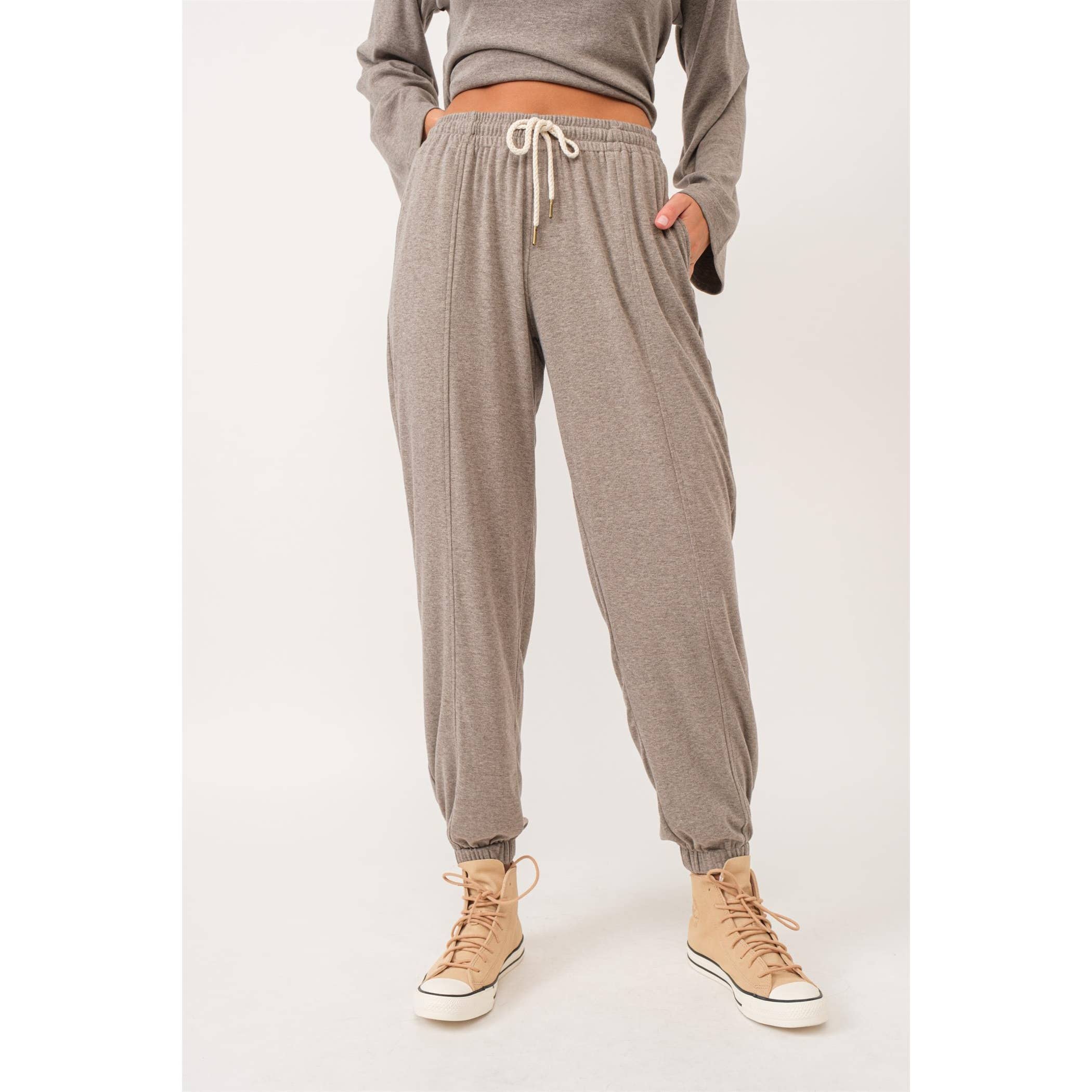 The GREii - Wholesale Lounge Set - Women's - Cozy Knit Loungewear Set8