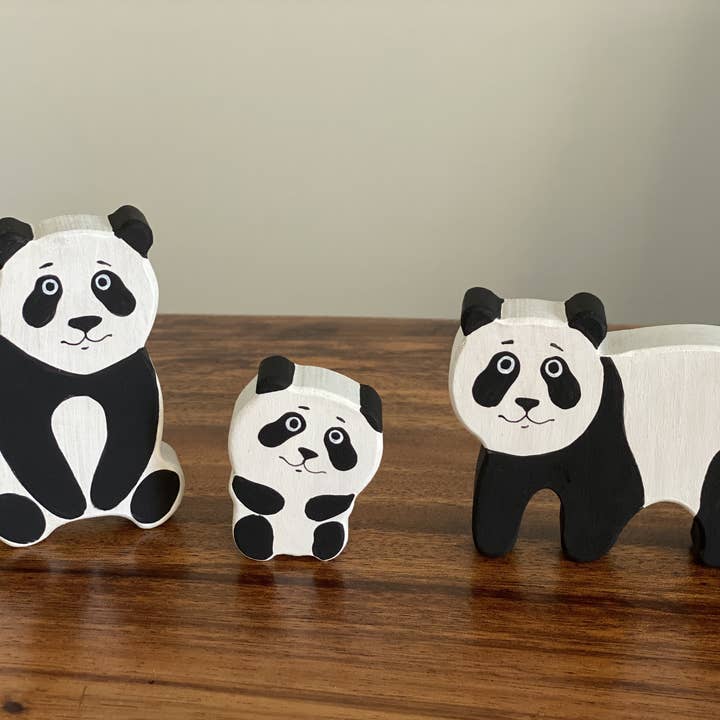 Juego de 3 figuras de panda de madera para venta al por mayor de PoppyBabyCo