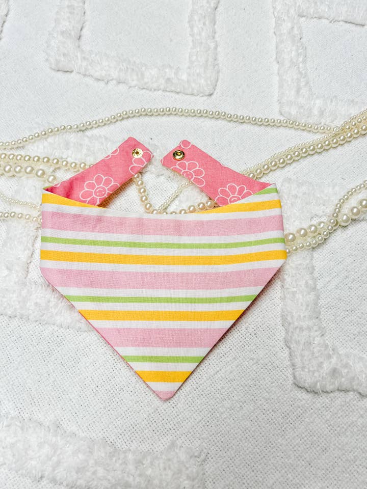 Bandana pour chien à rayures d'été, réversible avec col à pression pour la vente par StellaLoo