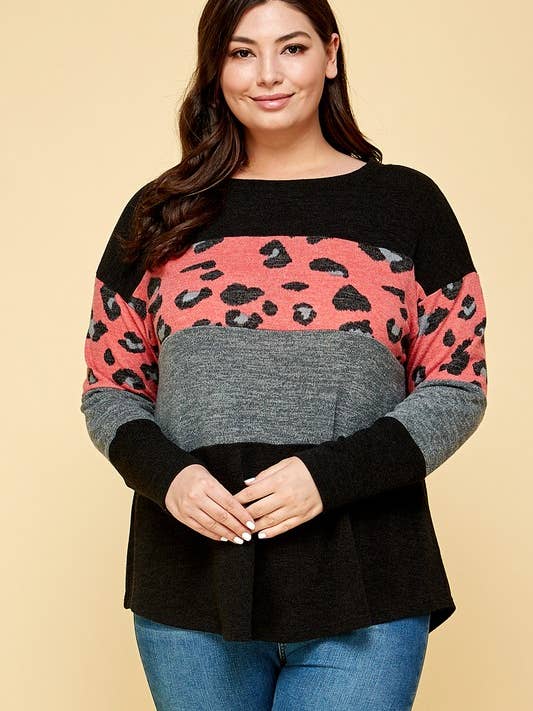 ETK-8601-PL Haut à imprimé animal grande taille et contraste uni pour la vente par Emerald Collection