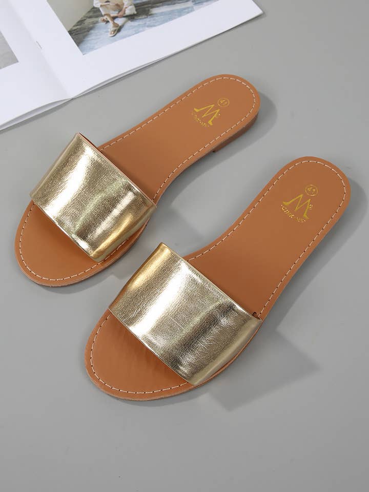 Flache Mules mit breitem Riemen aus Kunstleder, DM3UO-12 für den Großhandel von BELLICY / Cink-me