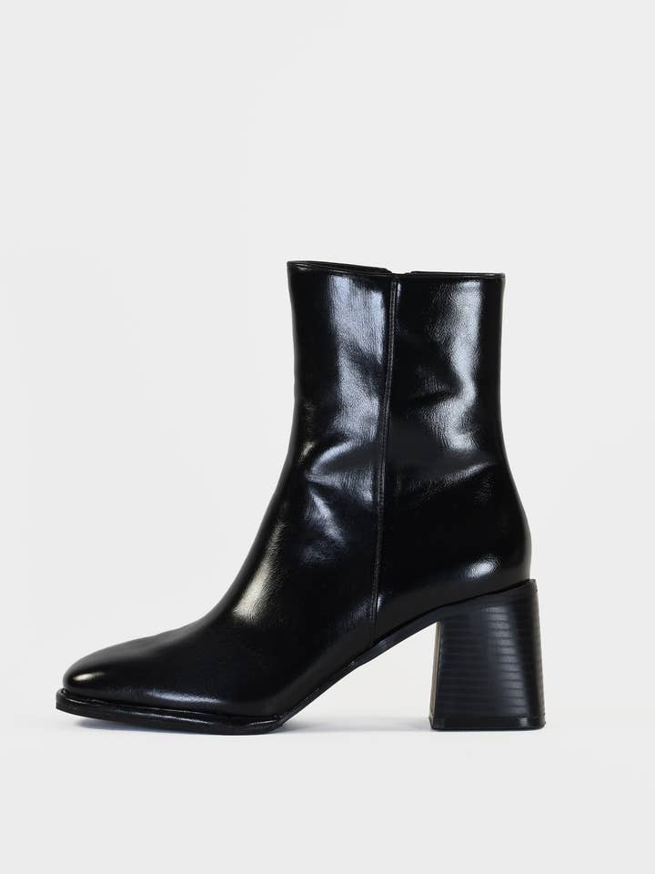 PETALLE - Wholesale Booties - Women's - tara1