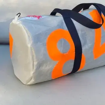 Bientot Dimanche - Wholesale Weekender Bag - Unisex - Upcycled Sail Cloth Duffle Bag Personalised Zero Waste Sport8