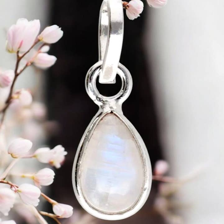 Pingente mini de Pedra da Lua em Prata de Lei 925 por atacado de Magic Moon