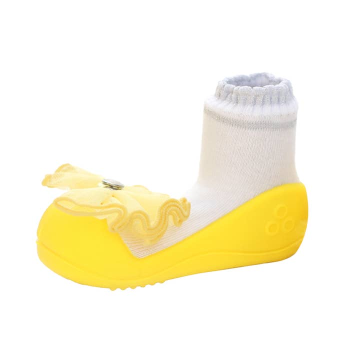 Chaussures Attipas pour bébés et tout-petits pour la vente par AceCamp