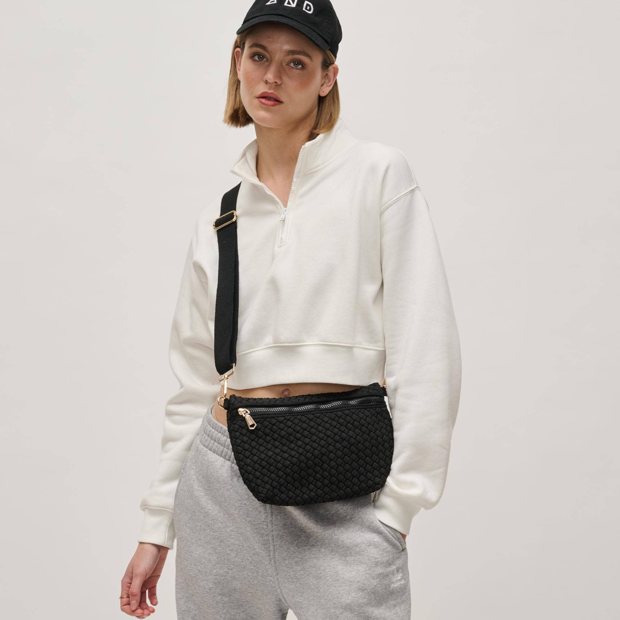 Sol and Selene – Engroshandel Crossbodytaske - Dame – Ethereal vævet bæredygtig crossbody-taske1