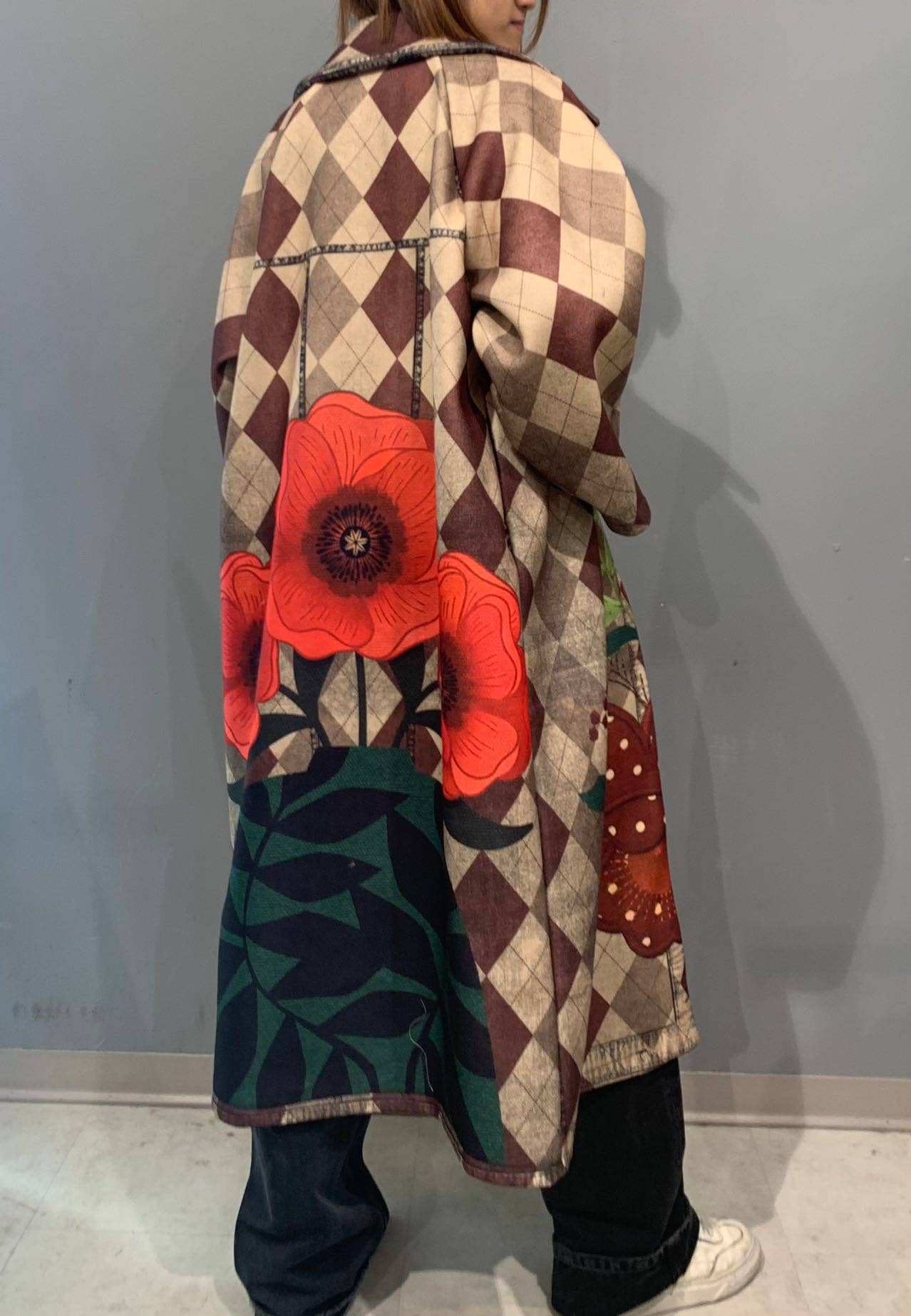 sole - Wholesale Retailer Sample - Women's Apparel - PRINTED COAT1