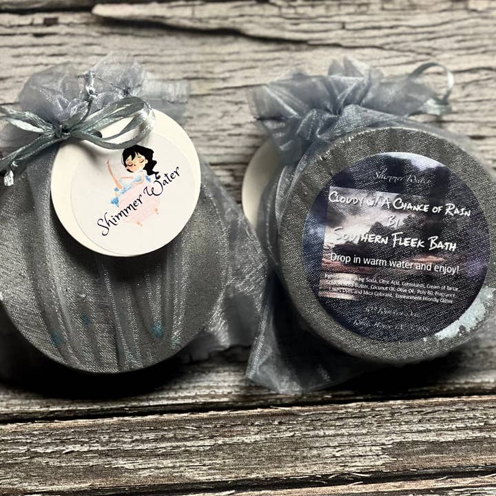 Southern Fleek Bath LLC - Wholesale Bath Bomb/Fizz - Cloudy With A Chance Of Rain Bath Bomb 5oz
