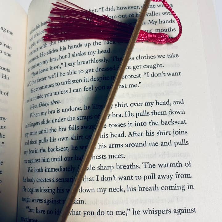 Coastal Chic - Vente Marque-page - Book Whore Spread Those Pages- SMUT Bookmark1