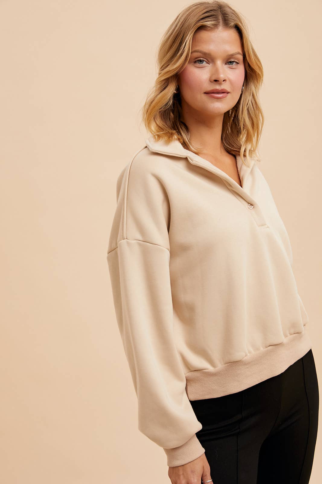 In Loom - Wholesale Sweatshirt - Women's - CROPPED POLO PULLOVER10