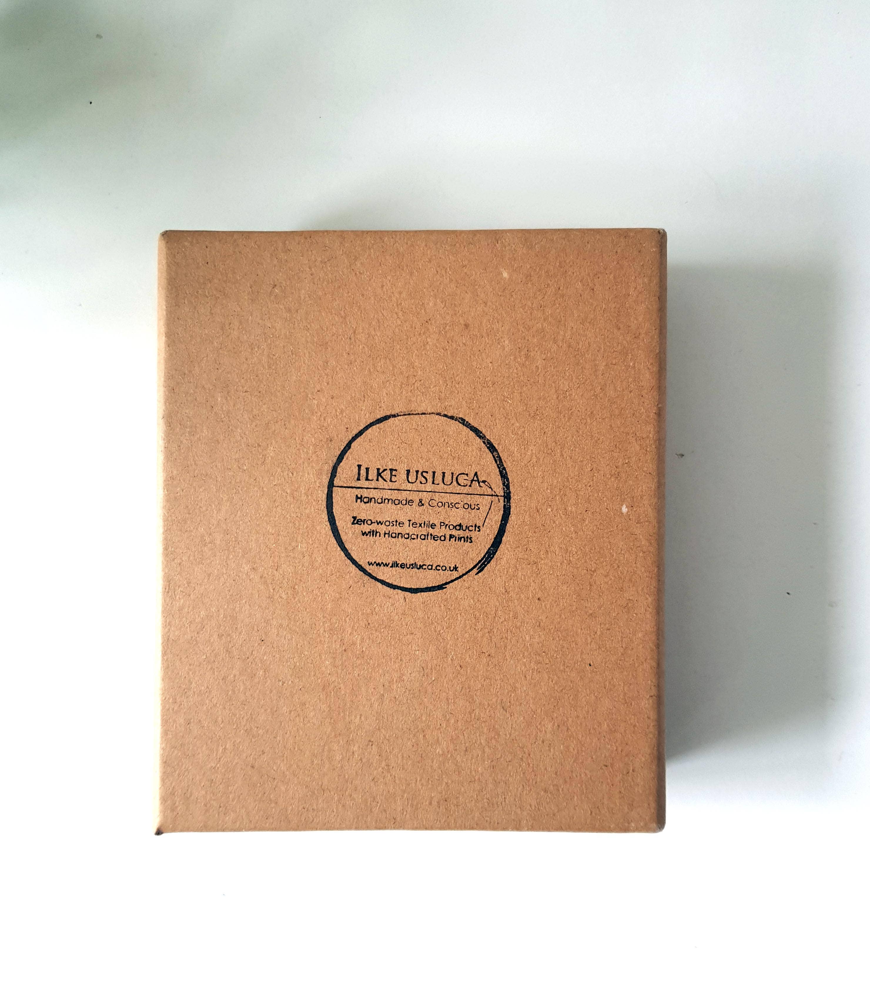 Ilke Usluca Design - Wholesale Scarf - Women's - Maze Scarf5