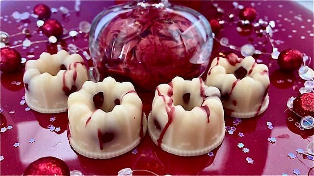 Sugar and Spice Custom Creations - Wholesale Wax Melt - Cranberry Almond Bundt Cake2