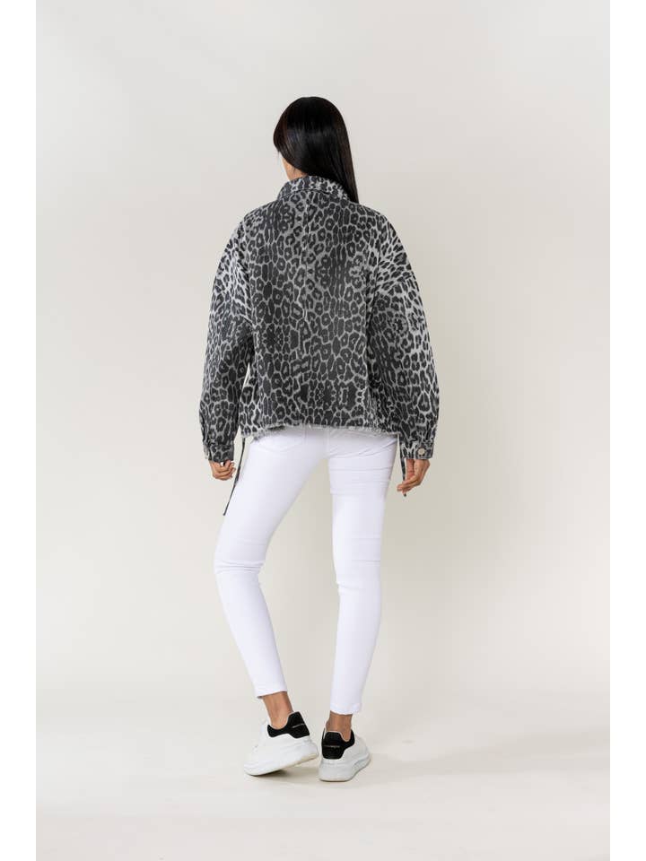 Nina Carter - Wholesale Denim Jacket - Women's - Oversized Denim Jacket Nina Carter large pockets S5622