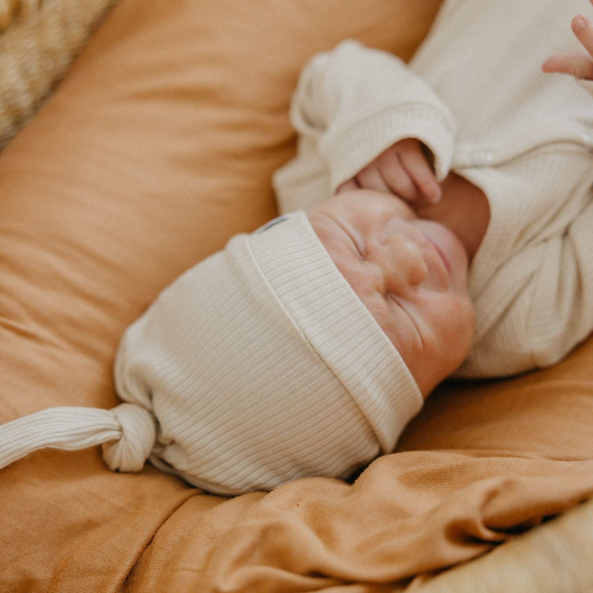 Copper Pearl - Wholesale Newborn/Knit Hat - Baby - Rib Knit Top Knot Hat - Moonstone3