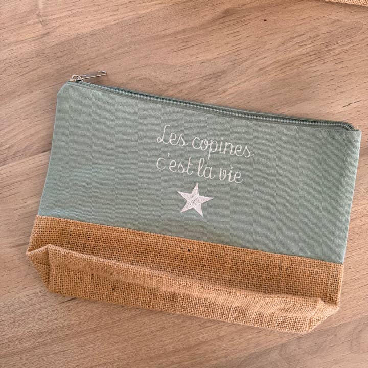 Embroidered kit, Friends are life for wholesale by L'atelier d'Emilie