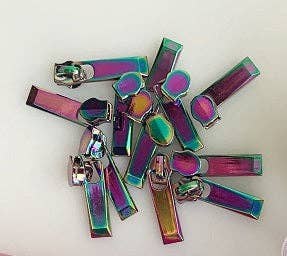 Sew Hungryhippie LLC - Wholesale Craft Supplies - Zipper White & Rainbow4