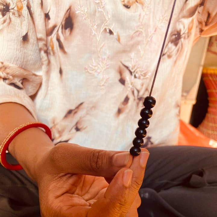 Luna-Leena - handmade in Nepal - Wholesale Phonecase Strap - phone cord black wood beads - L140cm - from Nepal6