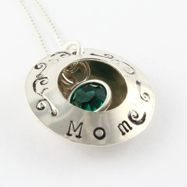 Collana con ciondolo medaglione personalizzato con pietra di nascita in argento sterling #2 per la vendita all'ingrosso da parte di The Silver Diva