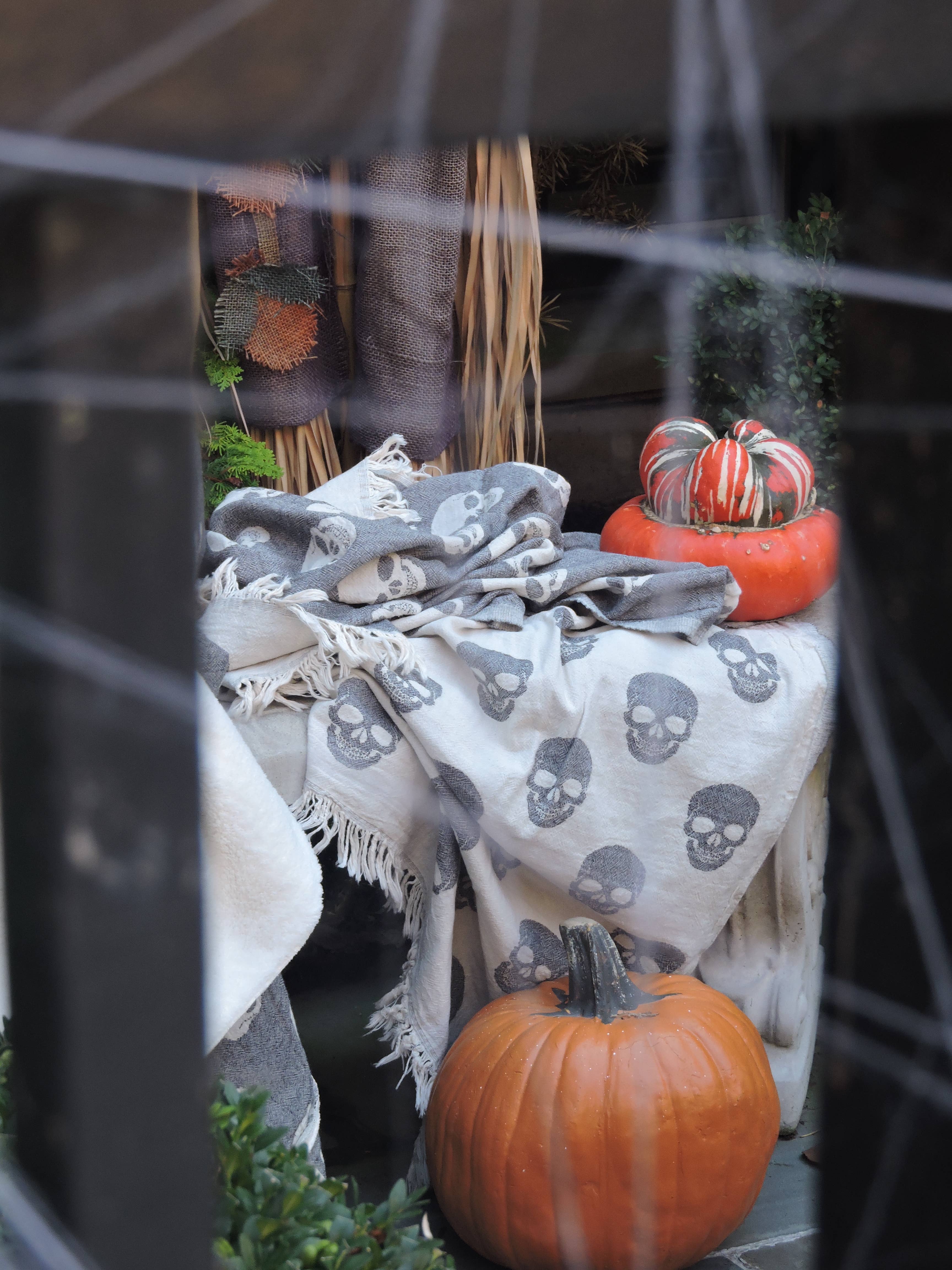 Via Seven - Vendita all'ingrosso Telo mare - PeshMetal - Asciugamano con teschi2